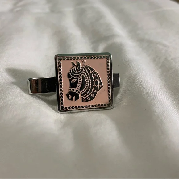 Swank Pink Horse Mid Century Cuff Links & Tie Clip Set - Picture 3 of 8